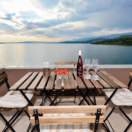 Apartmani Peric 1 Meka Draga Obrovac Luaran gambar