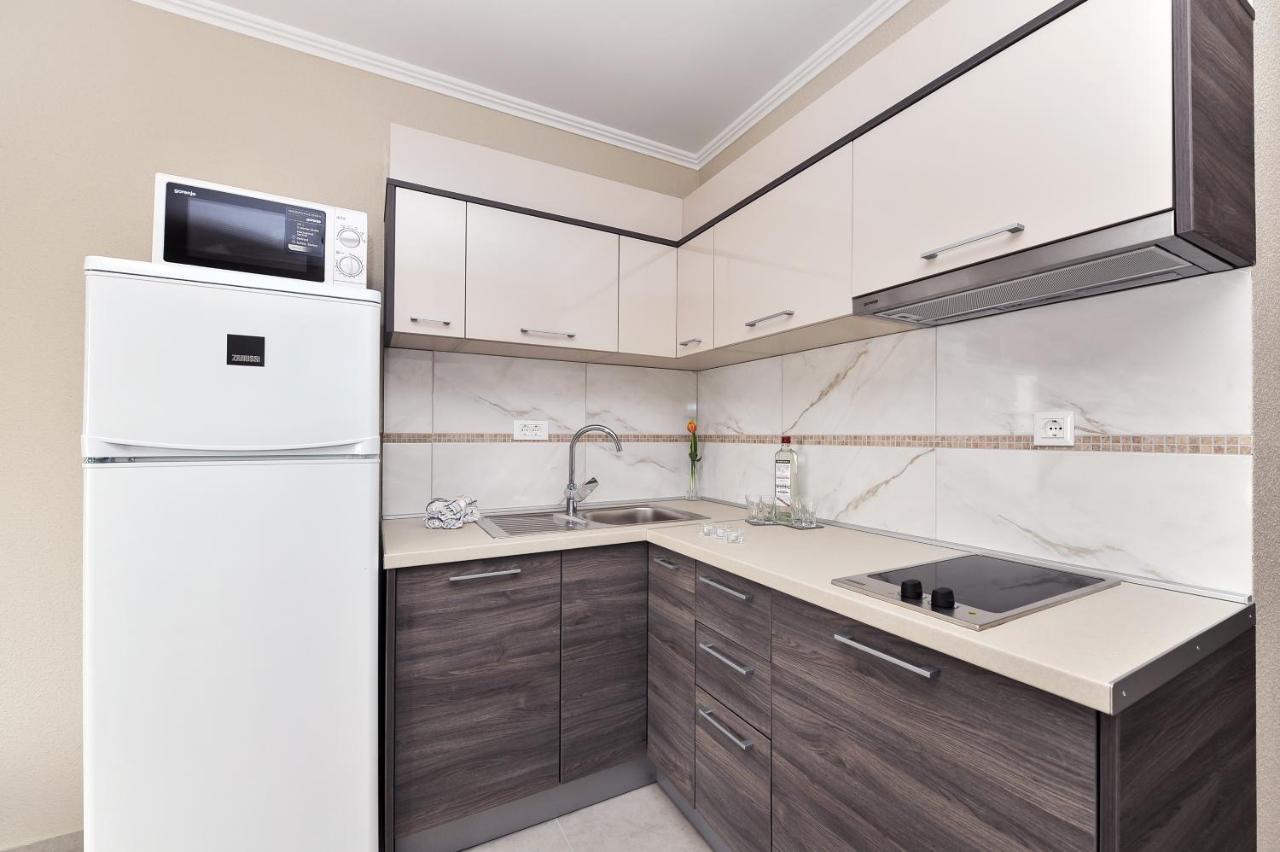 Apartmani Peric 1 Meka Draga Obrovac Luaran gambar
