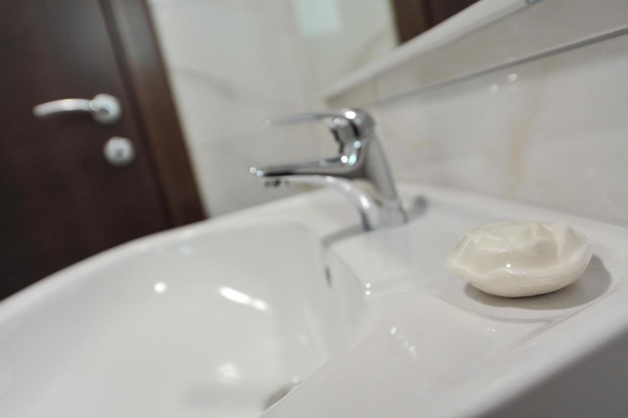 Apartmani Peric 1 Meka Draga Obrovac Luaran gambar